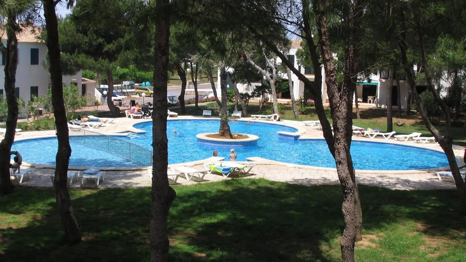 Apartamentos Las Brisas I & II Cala'N Bosch  Spain