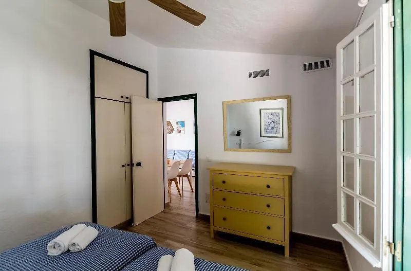 Apartamentos Las Brisas I & II كالا ان بوسش 0*,