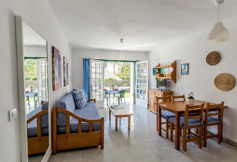 Apartment Apartamentos Las Brisas I & II Cala'N Bosch  Spain