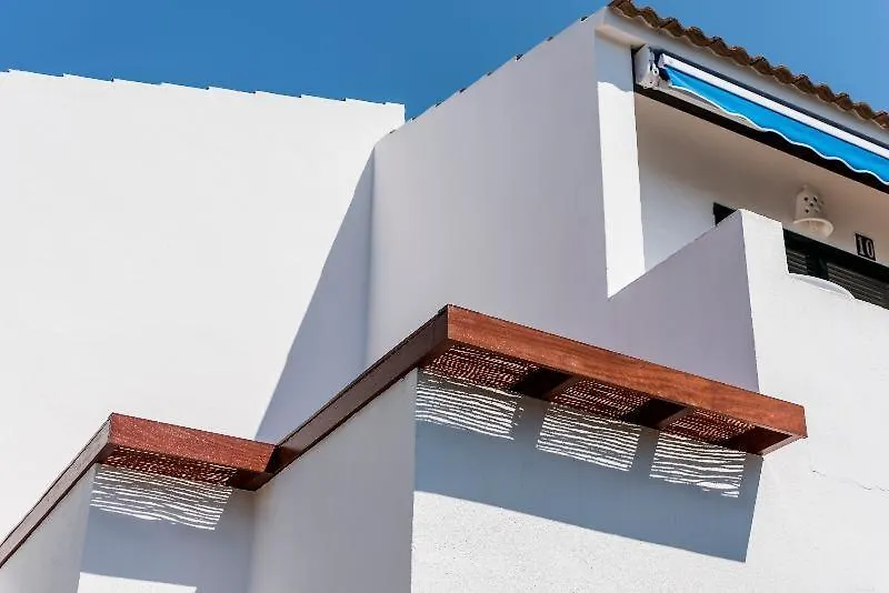Apartamentos Las Brisas I & II كالا ان بوسش 0*,  إسبانيا