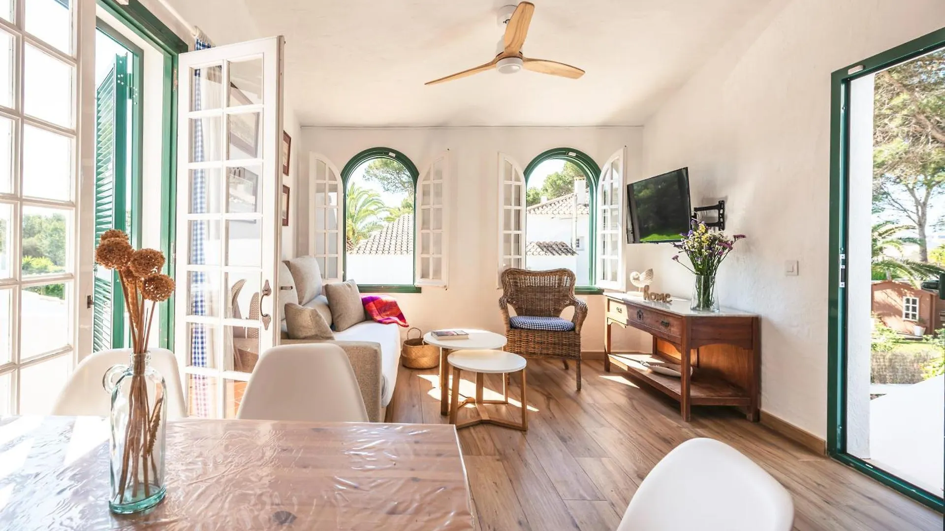 Apartamentos Las Brisas I & II Cala'N Bosch  Apartment