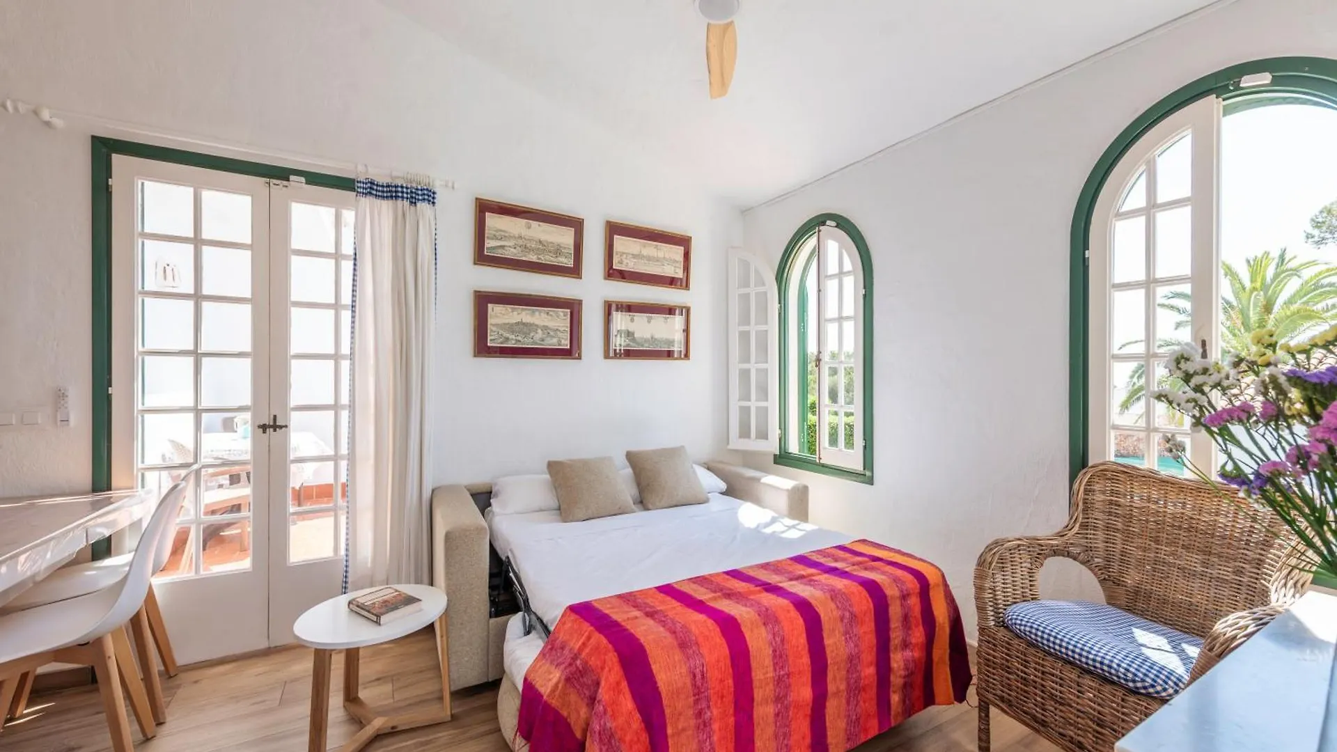 Apartamentos Las Brisas I & II Cala'N Bosch