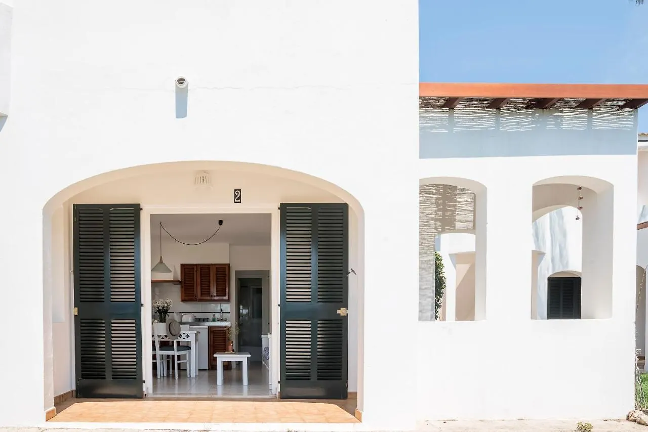 Apartamentos Las Brisas I&II Cala'N Bosch