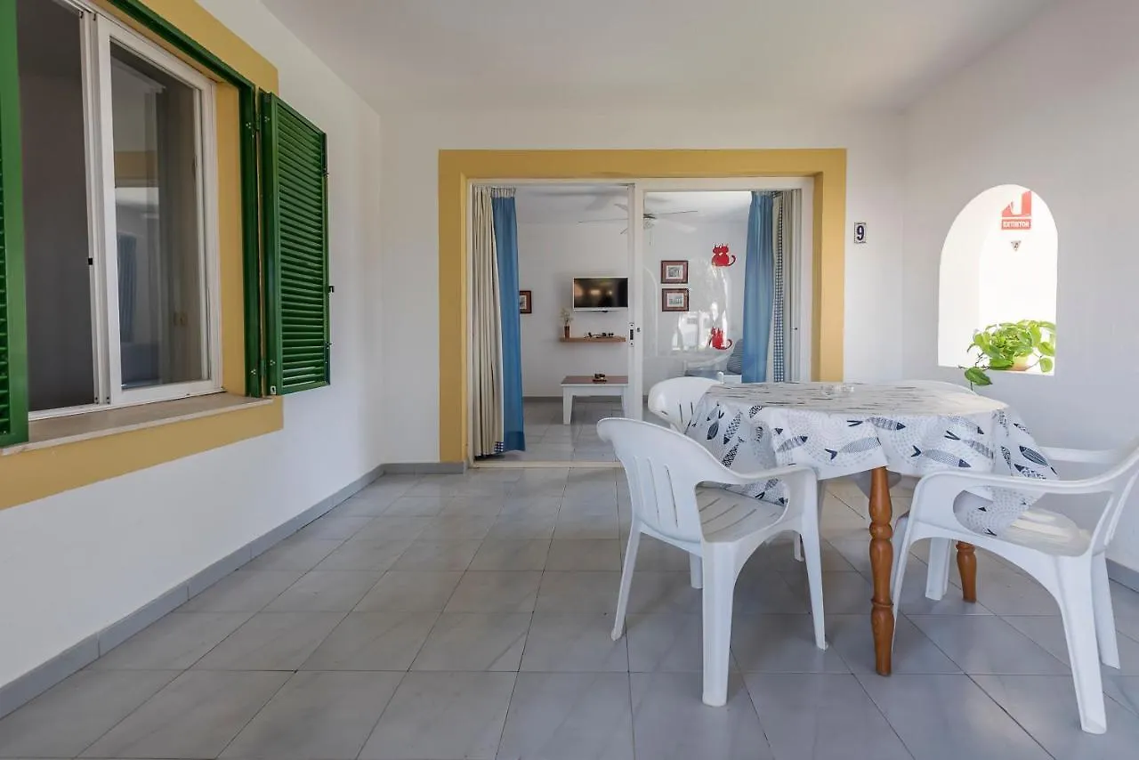 Apartamentos Las Brisas I&II Cala'N Bosch