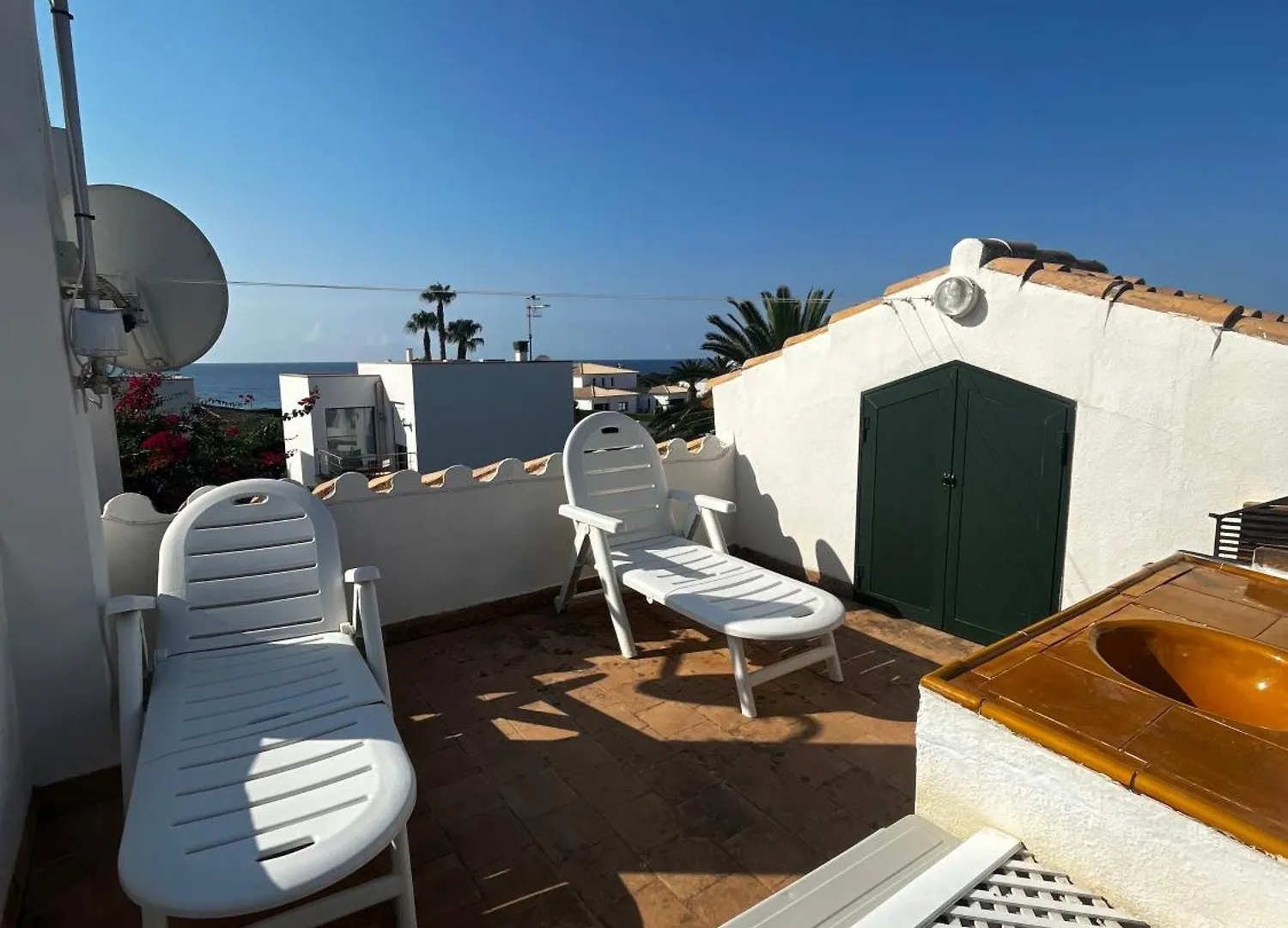 Apartamentos Las Brisas I&II Cala'N Bosch