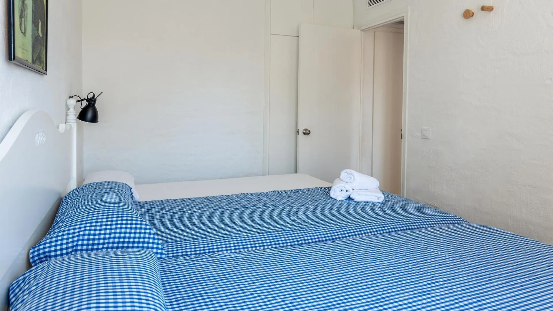 Apartamentos Las Brisas I&II Cala'N Bosch  0*, Cala'N Bosch (Menorca) España