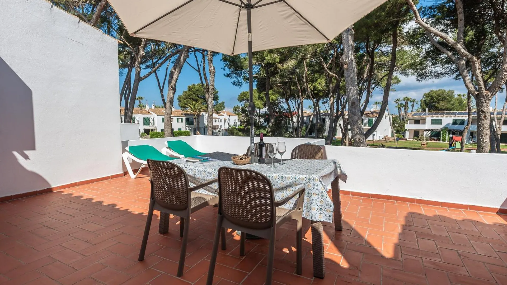 Apartamentos Las Brisas I&II Cala'N Bosch  0*, Cala'N Bosch (Menorca)